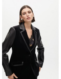 CHAQUETA DOS TEXTURAS