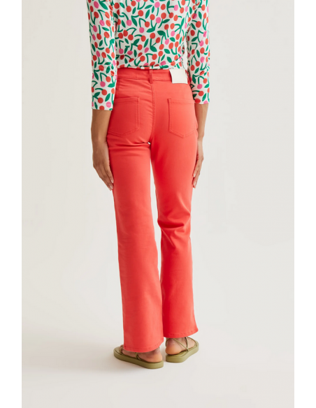 PANTALON VAQUERO ROJO