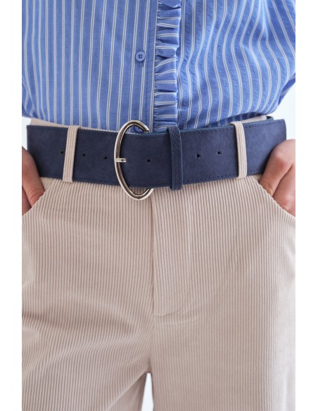 CAMISA DE RAYAS AZUL CON DETALLE VOLANTE