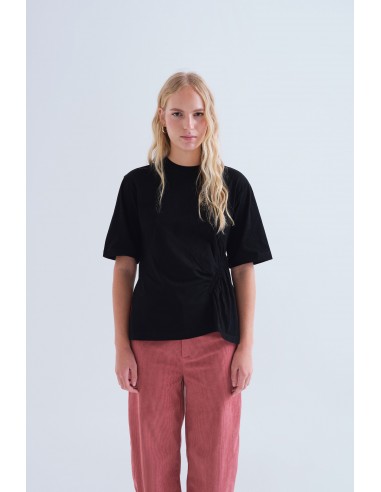 CAMISETA FRUNCIDO NEGRA