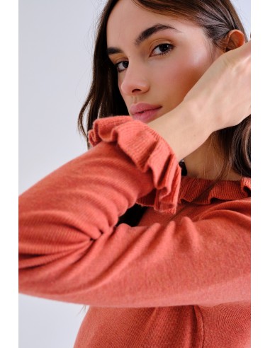 TOP CON VOLANTE DE PUNTO CORAL