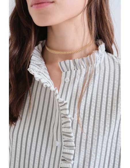 CAMISA DE RAYAS CON DETALLE VOLANTE