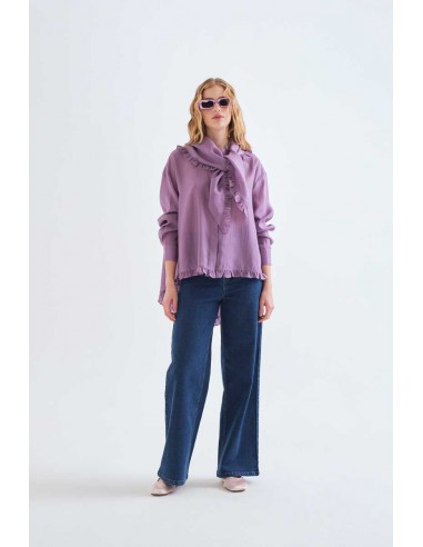 CAMISA LILA CON PAÑUELO