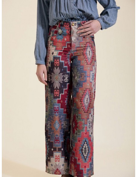 PANTALONES CON ESTAMPADO ÉTNICO