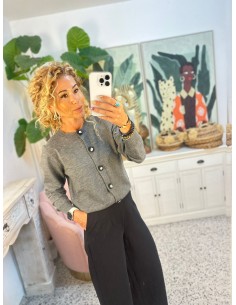 CARDIGAN CON BOTONES NEGROS FLORALES