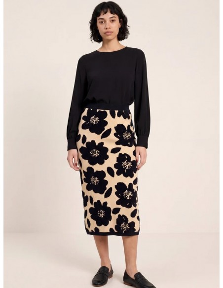 FALDA FLORAL CORAZON