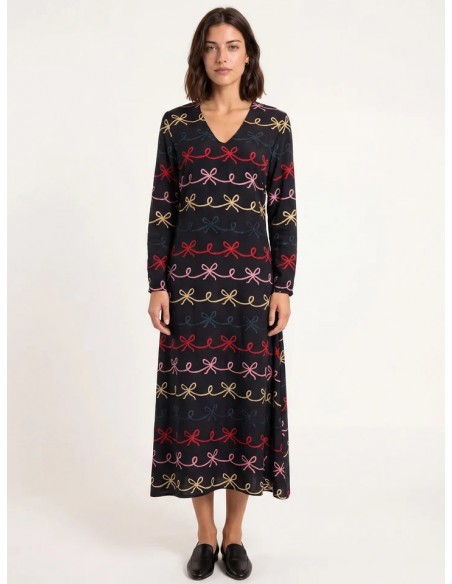 VESTIDO BORDADO LAZOS