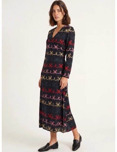 VESTIDO BORDADO LAZOS