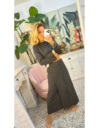 FALDA LARGA GRIS