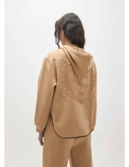 SUDADERA BOLSILLO Y MAXI ESCUDO EN ESPALDA