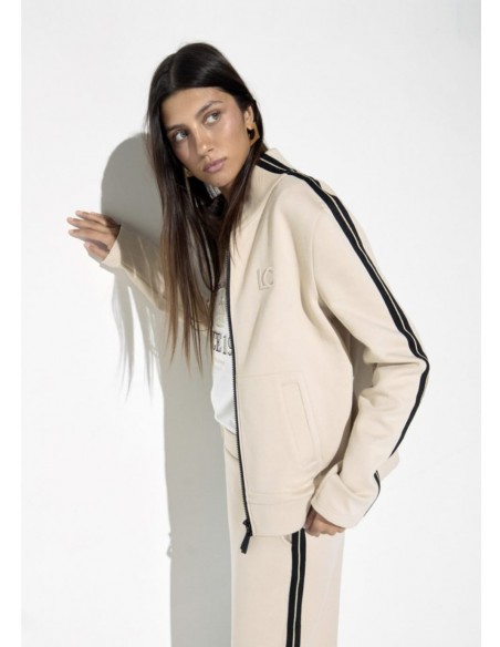 SUDADERA CON CREMALLERA Y STRASS