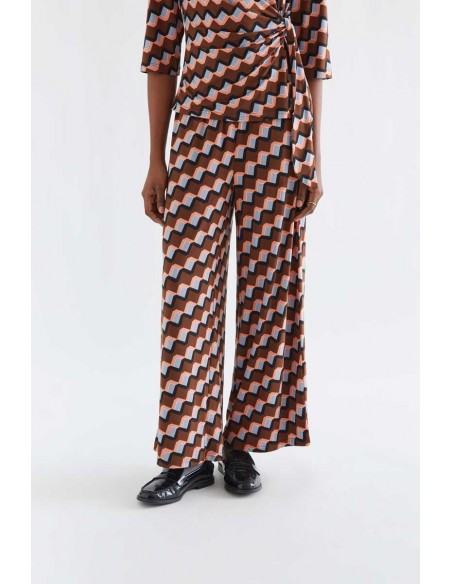 PANTALÓN CON ESTAMPADO SCALA