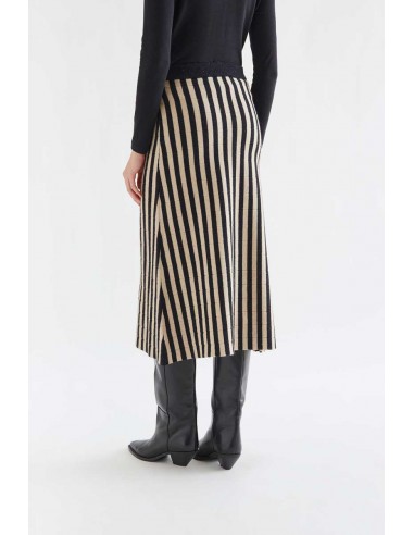 FALDA MIDI CON ESTAMPADO DE RAYAS