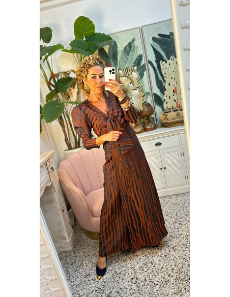 CONJUNTO LESLIE