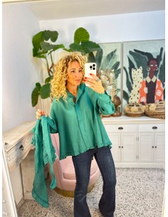 CAMISA VERDE CON PAÑUELO